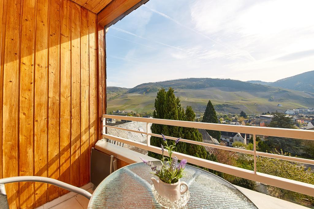 Апартаменти Haus Constanze Бернкастель-Кюс Екстер'єр фото